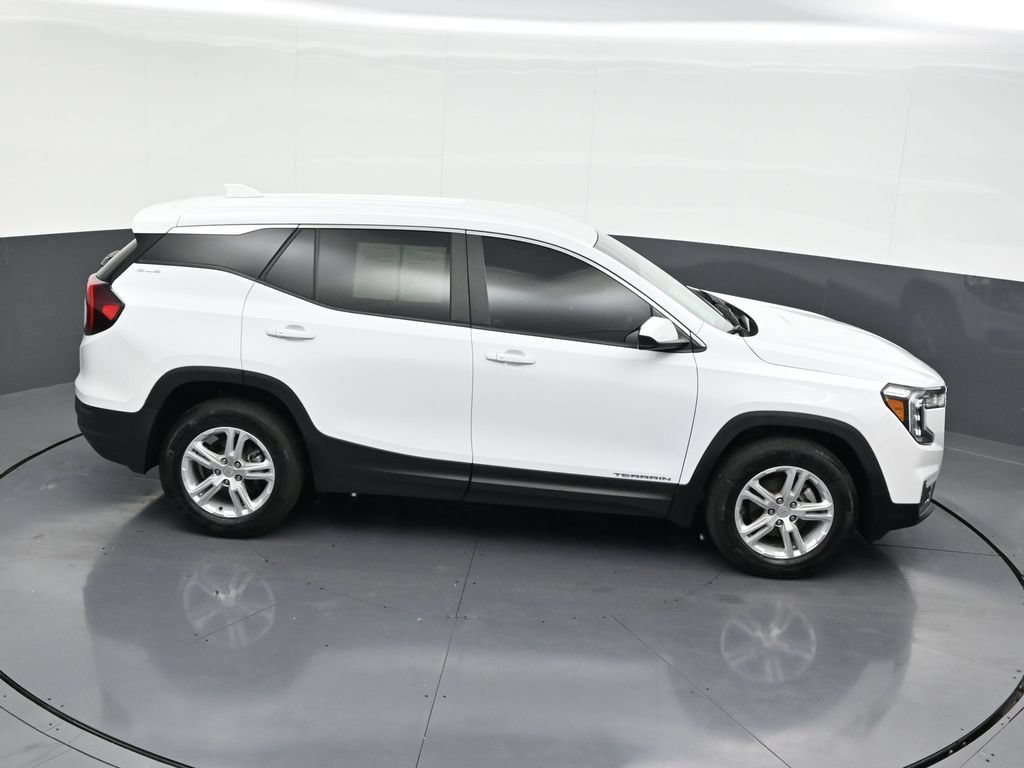 Used 2024 GMC Terrain SLE FWD image 20