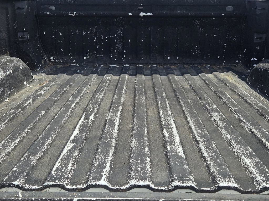 Used 2022 Chevrolet Silverado 2500 Custom RWD image 31