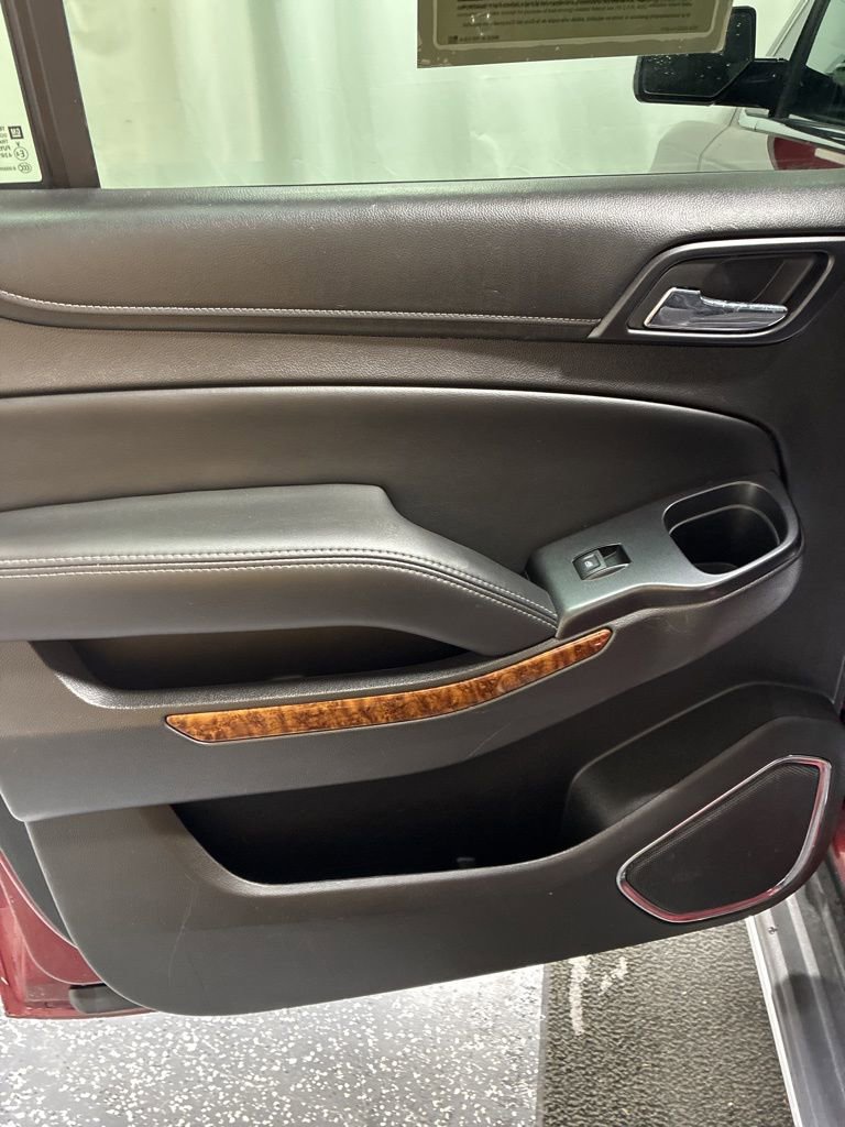 Used 2016 Chevrolet Suburban LTZ image 26