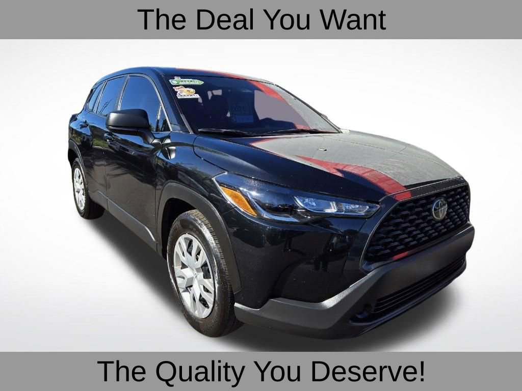 Used 2024 Toyota Corolla Cross L image 1