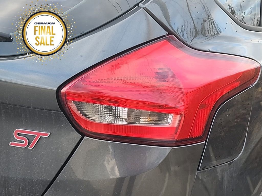 Used 2017 Ford Focus ST image 8