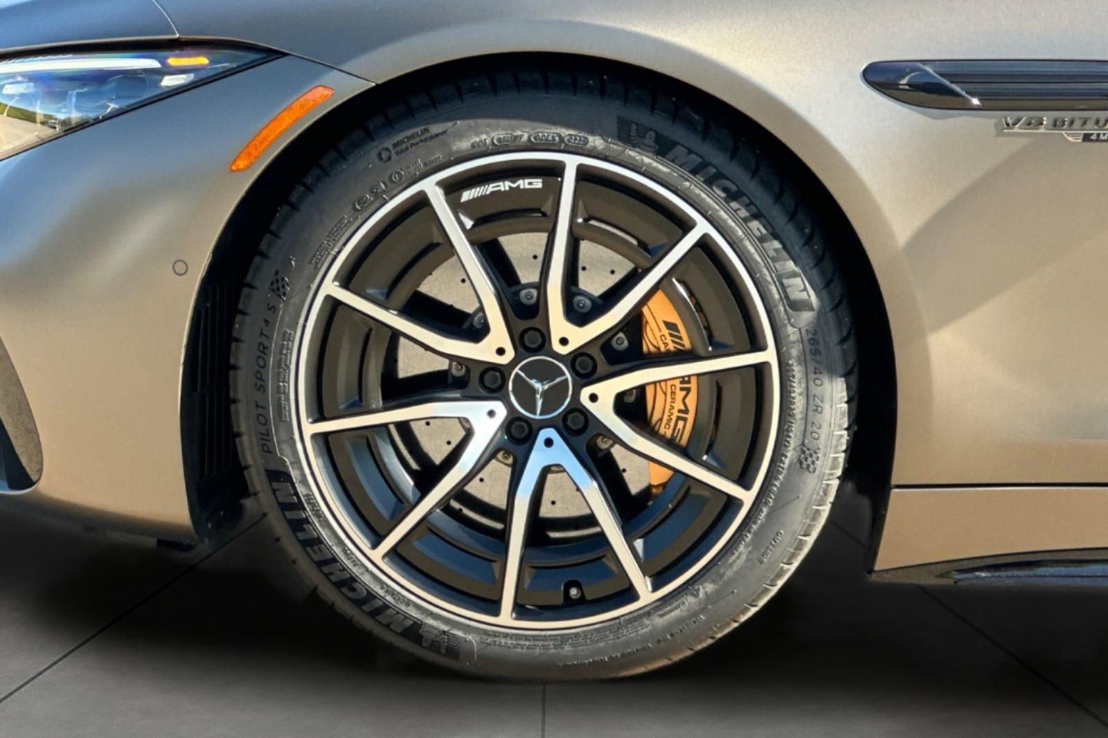 Certified 2022 Mercedes-Benz SL 63 AMG 4MATIC image 6