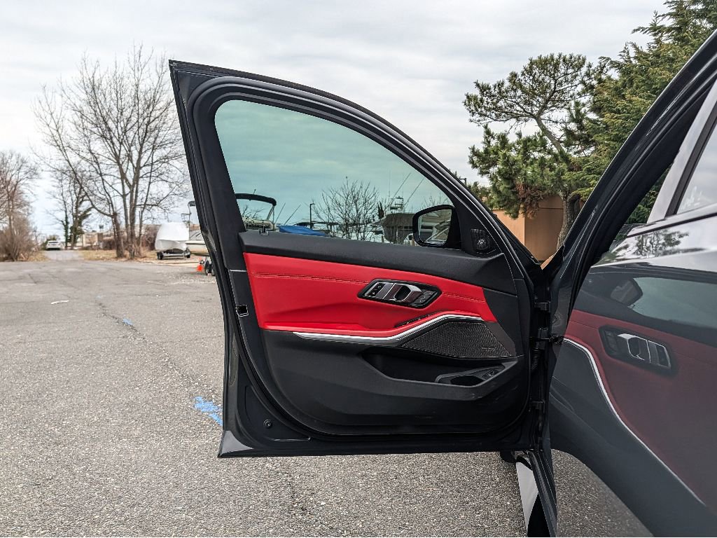 Used 2023 BMW M3 w/ Executive Package image 10