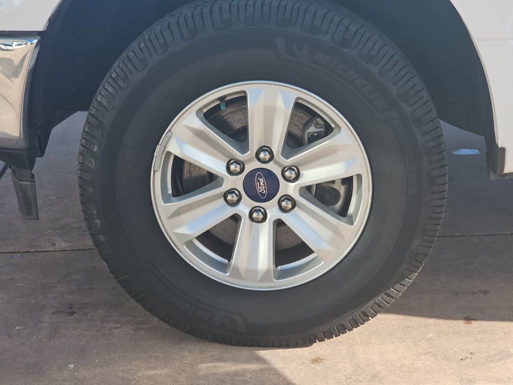 Used 2019 Ford F150 XLT w/ Trailer Tow Package image 35