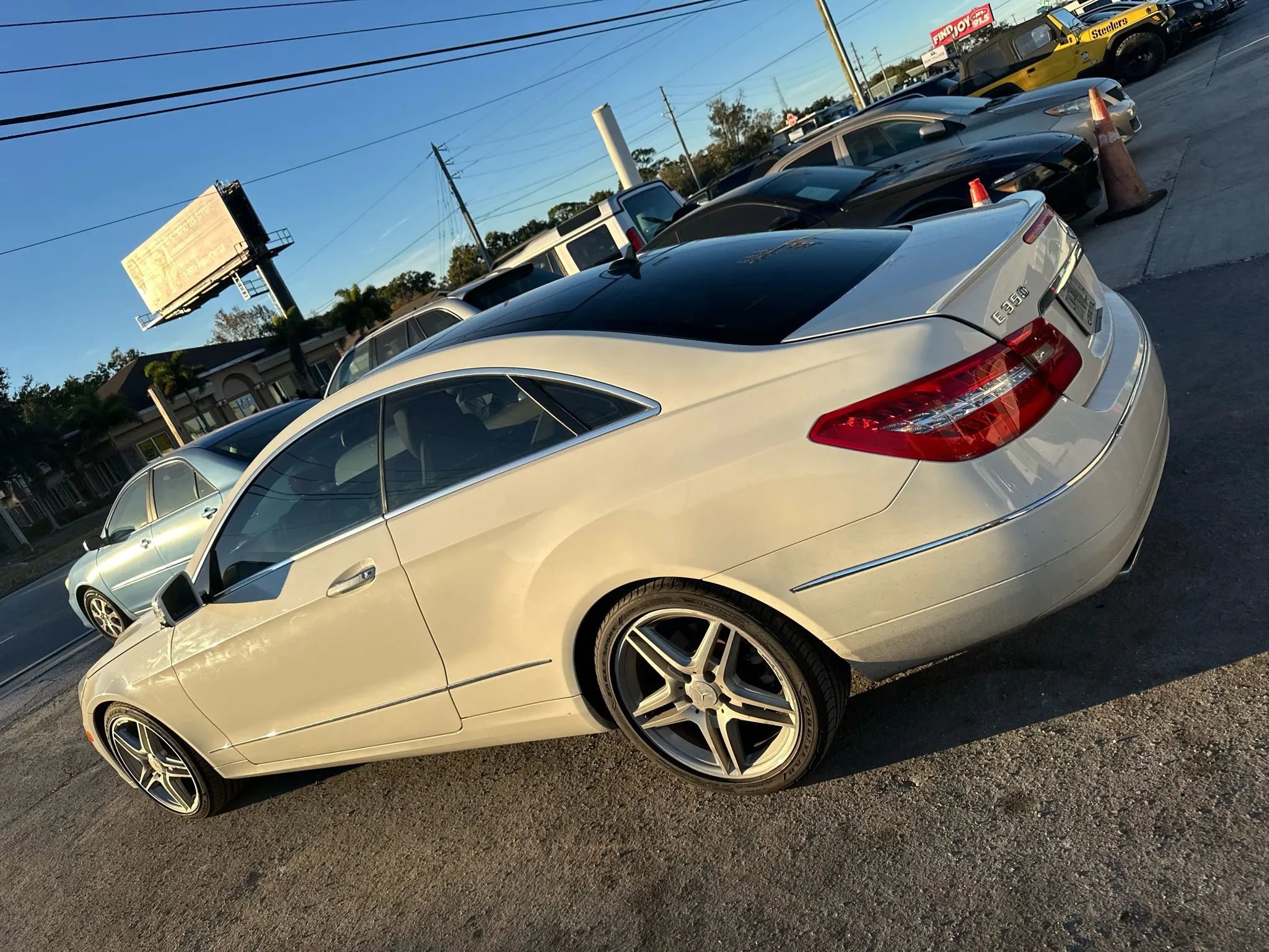 Used 2011 Mercedes-Benz E 350 Coupe image 3