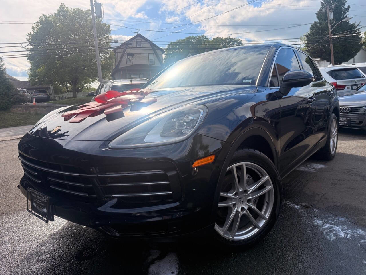 Used 2019 Porsche Cayenne AWD/4WD image 2