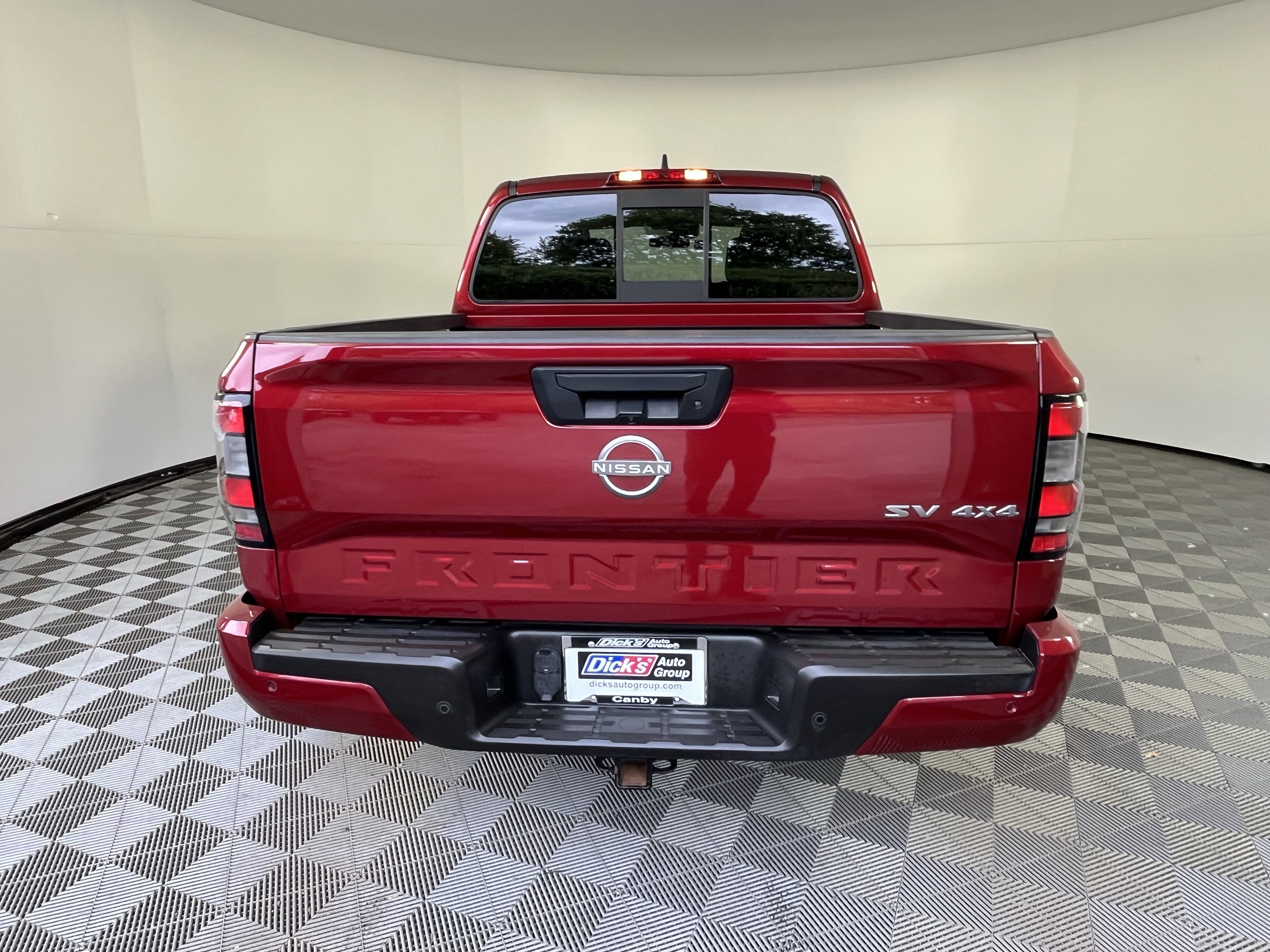 Used 2022 Nissan Frontier SV AWD/4WD image 4