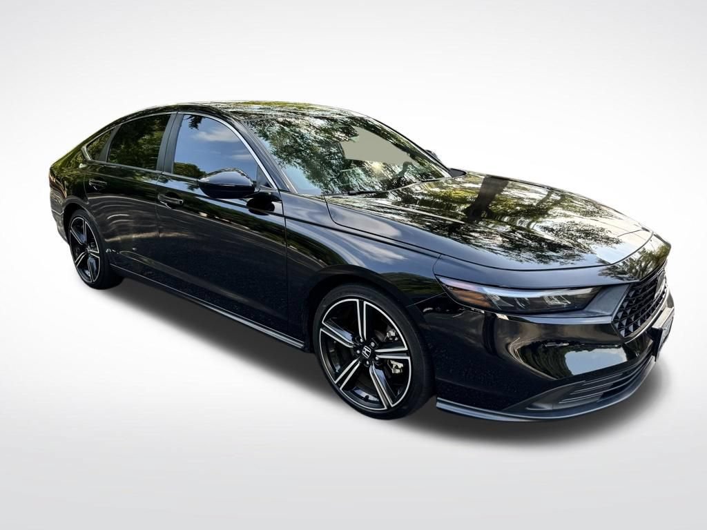 Used 2024 Honda Accord Sport image 6