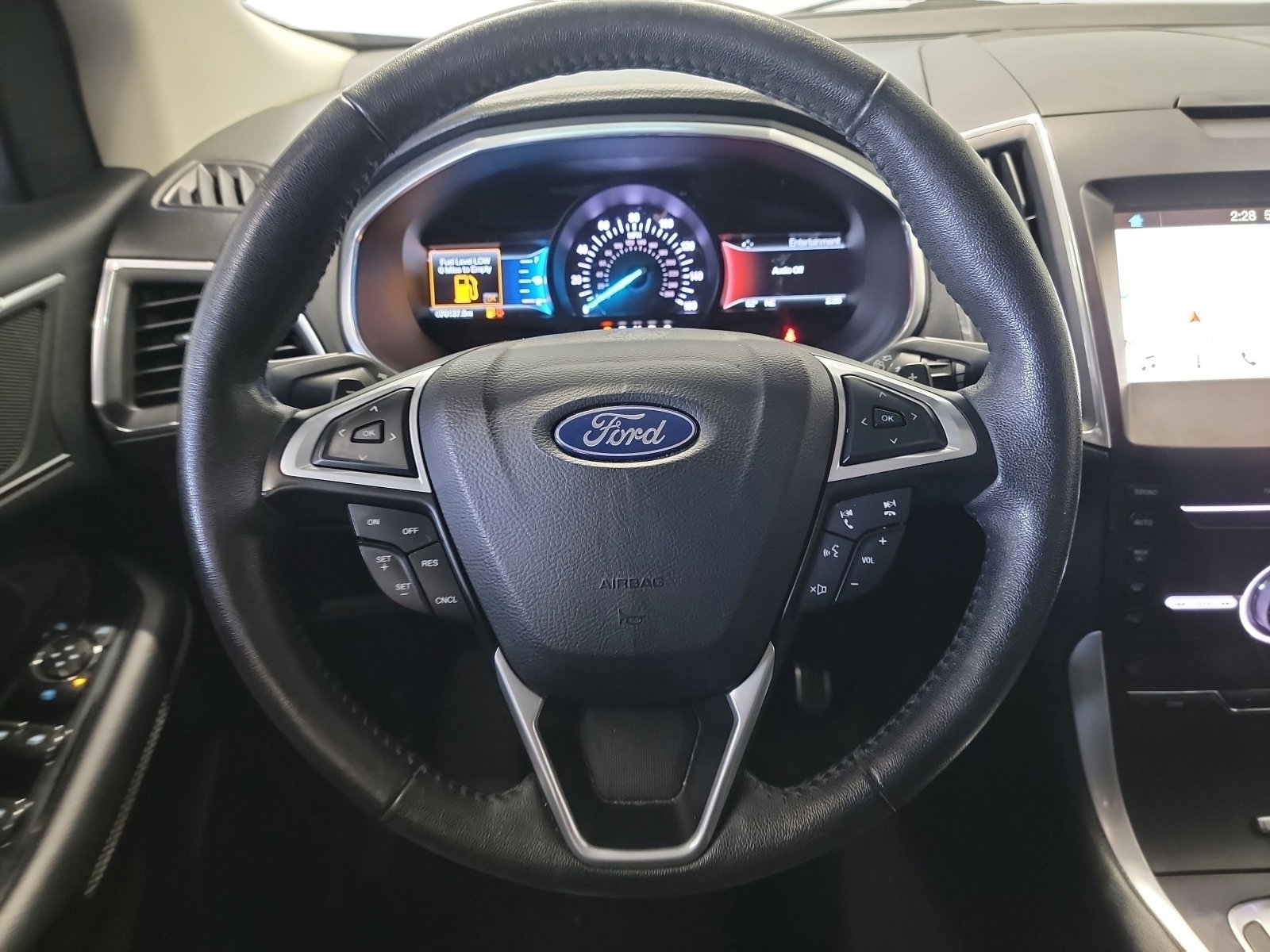 Used 2018 Ford Edge Sport w/ Technology Package AWD/4WD image 17