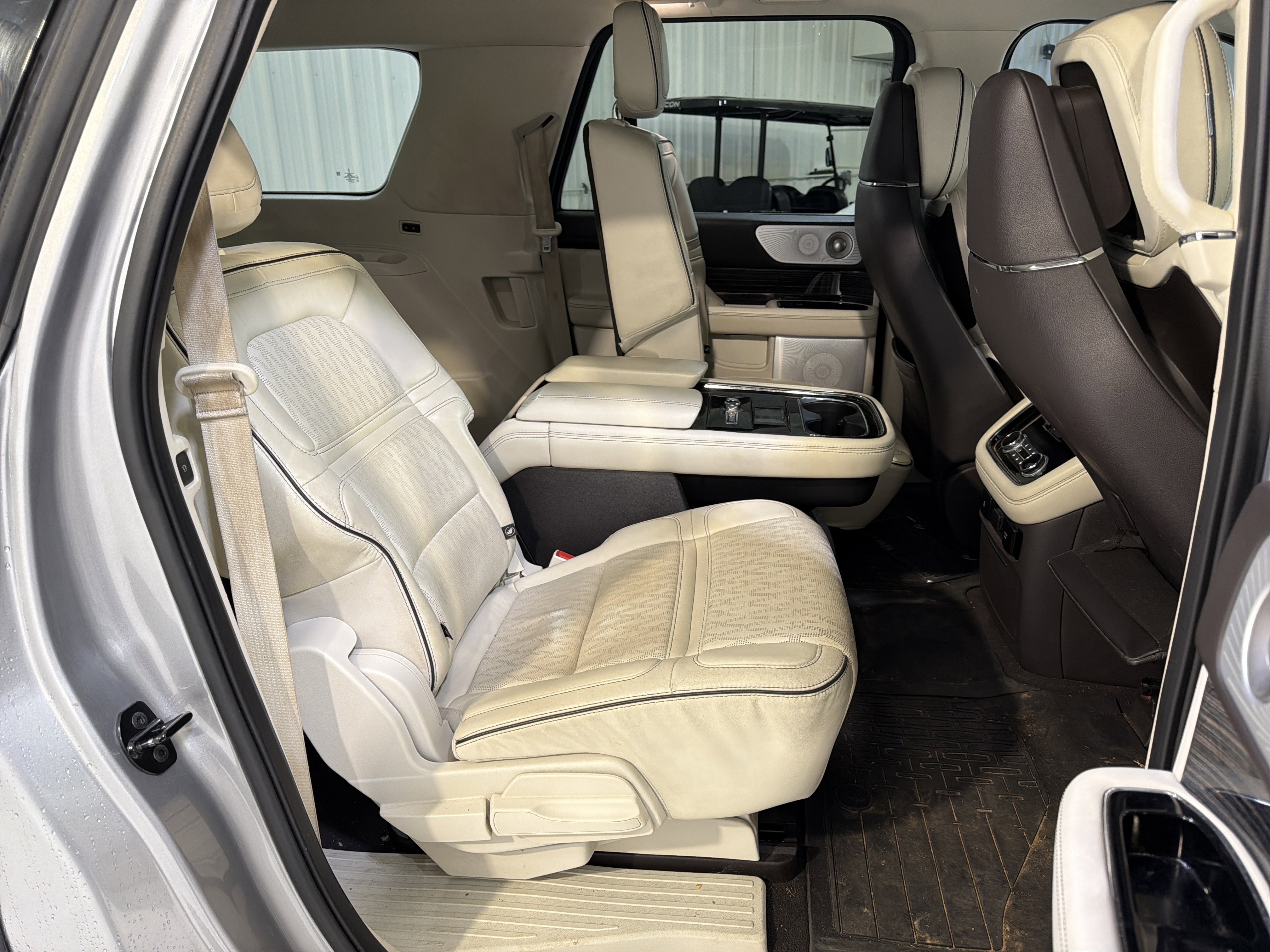 Used 2021 Lincoln Navigator L Black Label w/ Cargo Convenience Package image 12