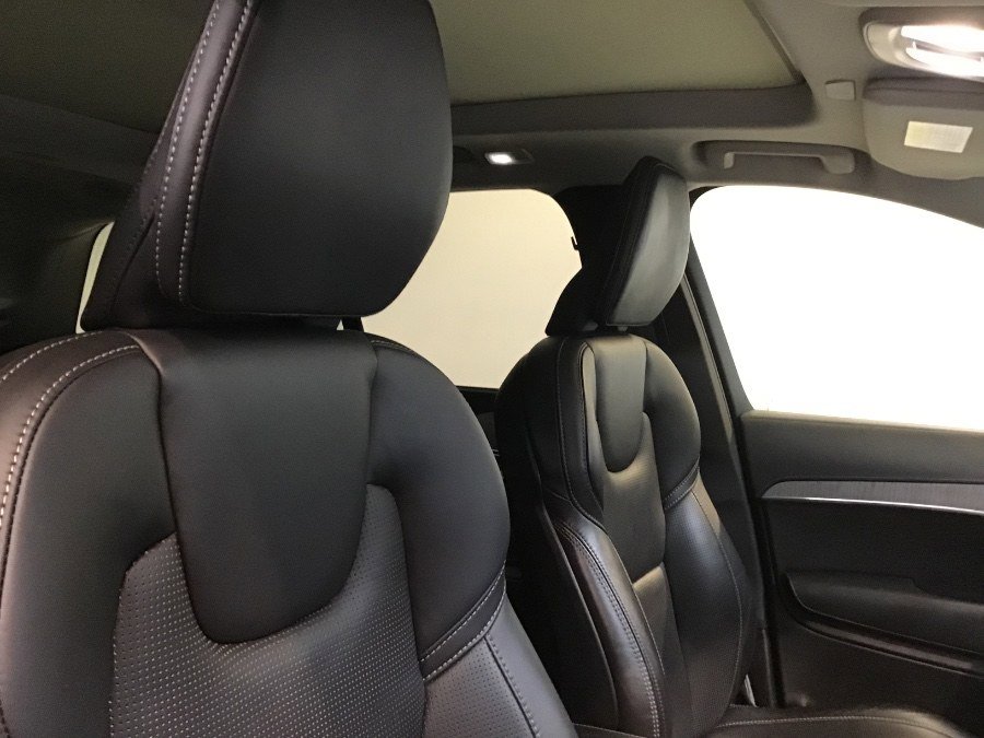 Used 2023 Volvo XC90 B6 Ultimate image 14