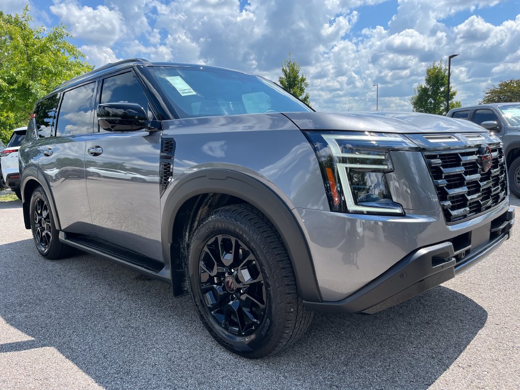 Certified 2026 Nissan Armada PRO-4X AWD/4WD image 3