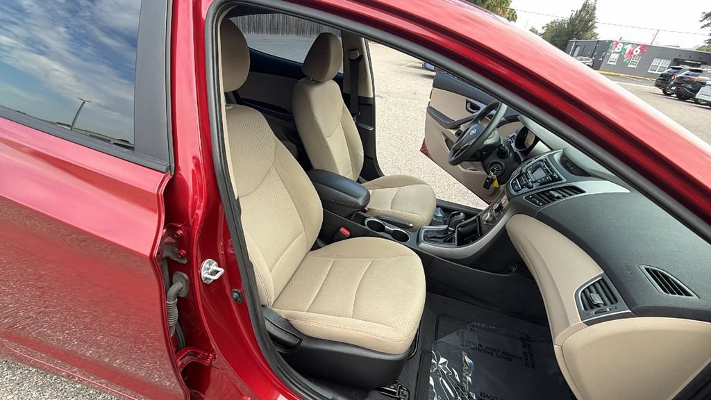 Used 2016 Hyundai Elantra SE FWD image 27