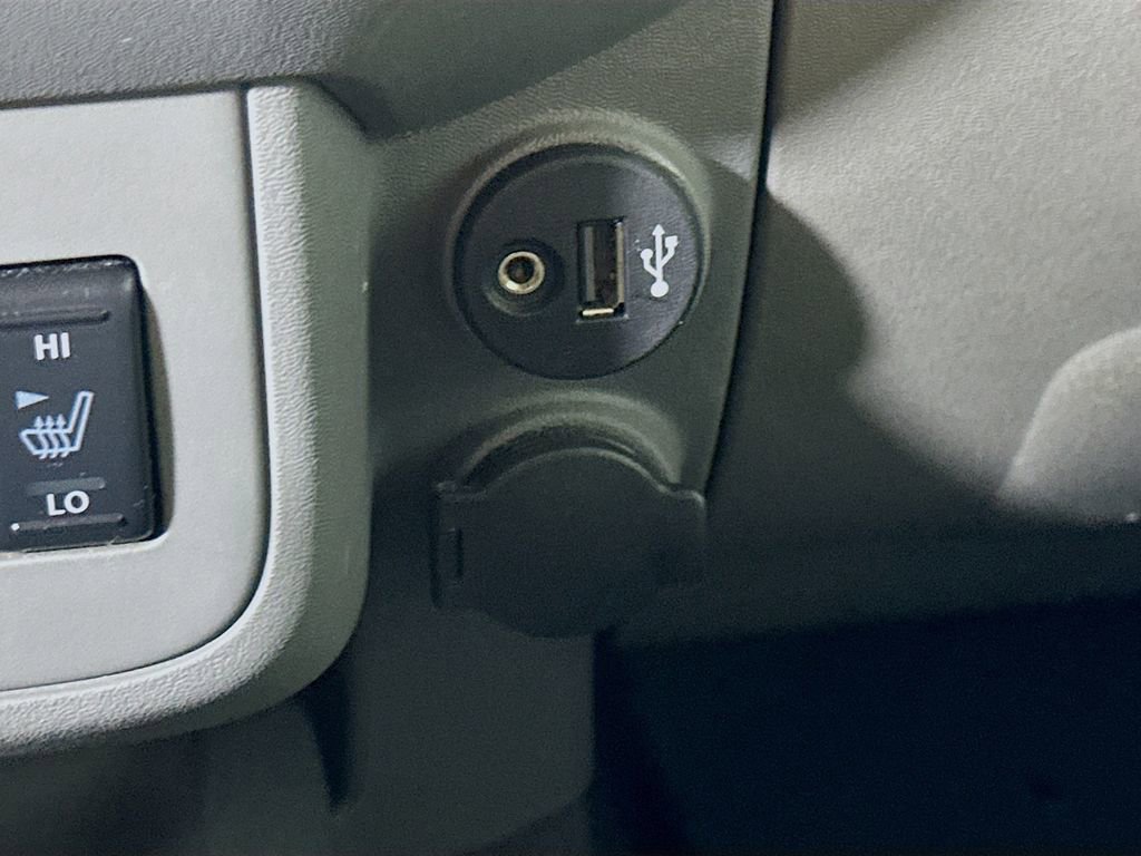 Used 2021 Nissan Frontier SV w/ Midnight Edition Floor Mats AWD/4WD image 25