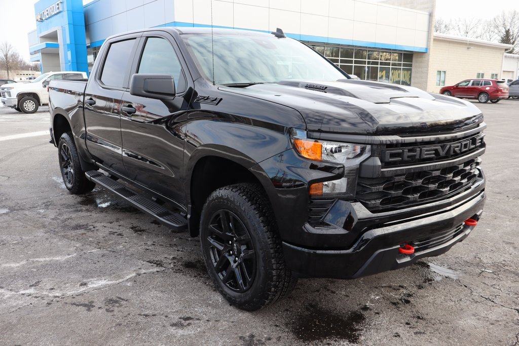 New 2026 Chevrolet Silverado 1500 Custom Trail Boss w/ LPO, Dark Essentials Package image 2