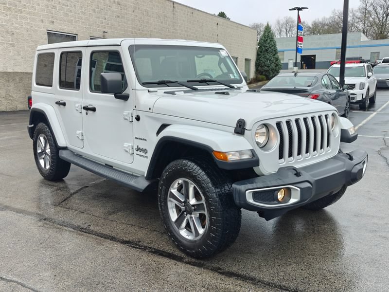 Used 2019 Jeep Wrangler Unlimited Sahara AWD/4WD image 3