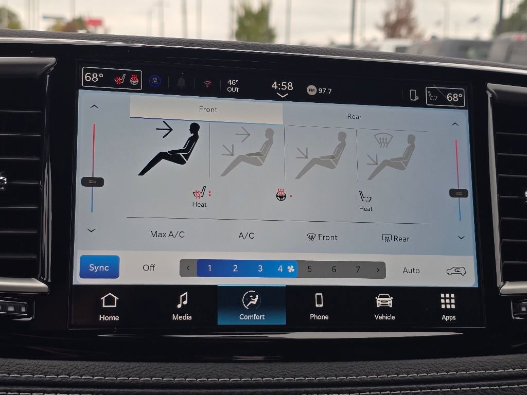 New 2026 Chrysler Pacifica Select FWD image 11