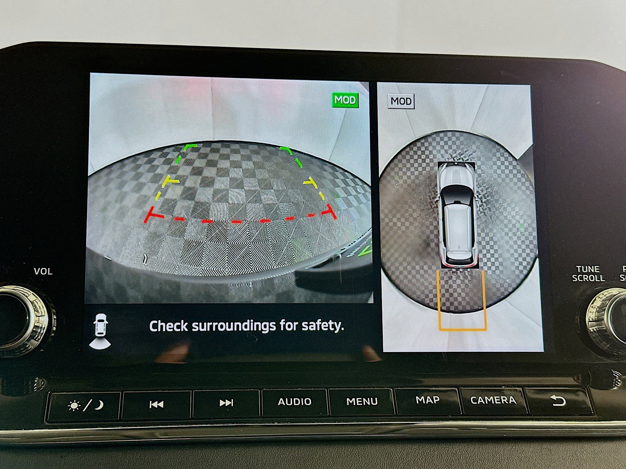 Used 2024 Mitsubishi Outlander SE Black Edition image 25