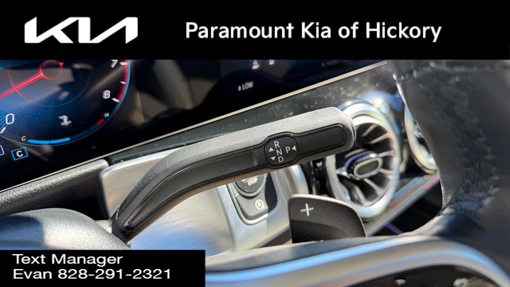 Used 2022 Mercedes-Benz GLB 250 4MATIC image 11