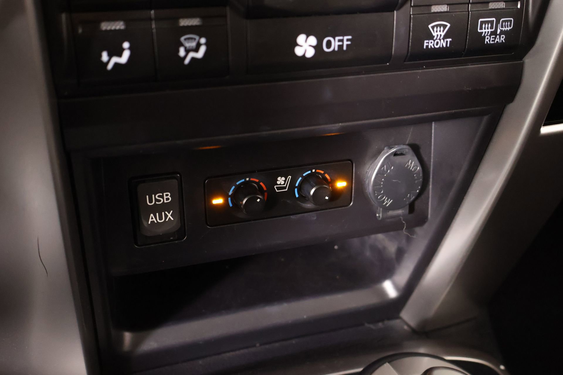 Used 2019 Toyota 4Runner Limited image 7