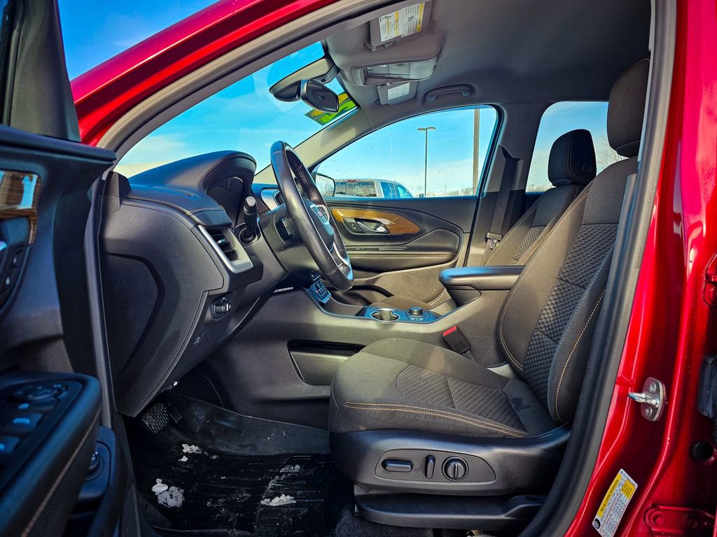 Used 2020 GMC Terrain SLE w/ Driver Convenience Package image 13