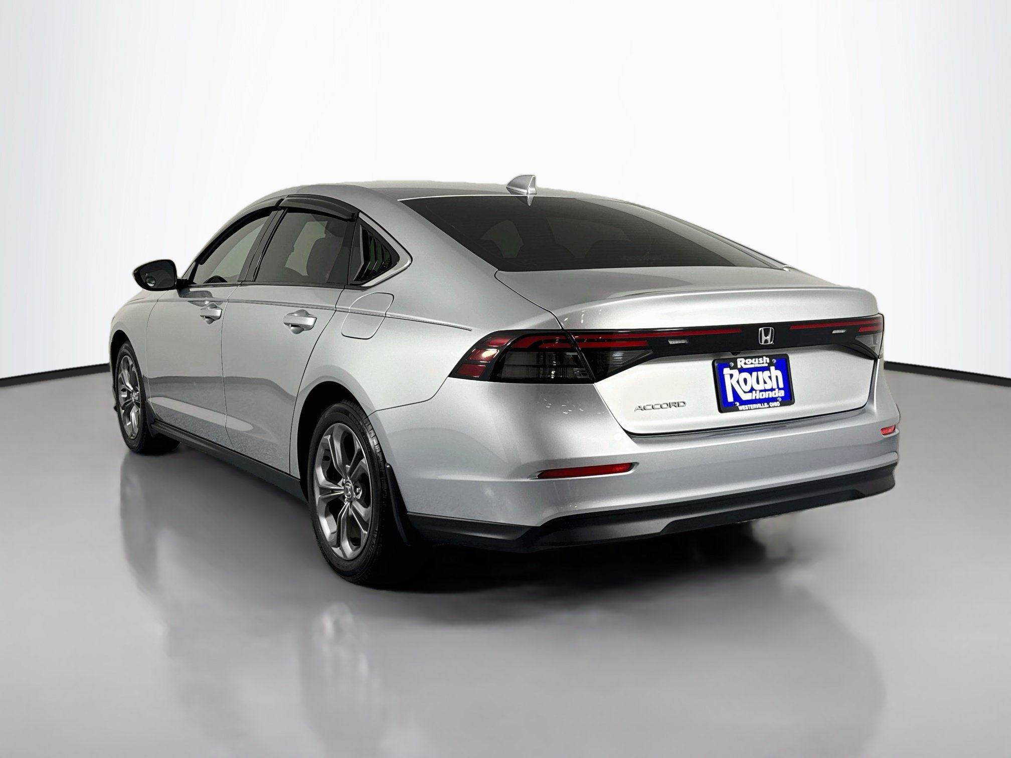 Certified 2024 Honda Accord EX image 7
