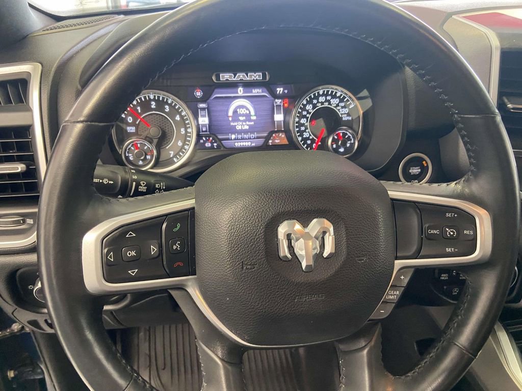 Used 2022 RAM 1500 Big Horn AWD/4WD image 24