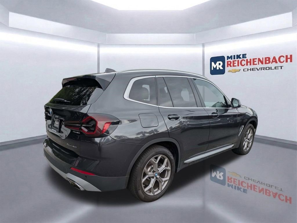 Used 2022 BMW X3 xDrive30i AWD/4WD image 4