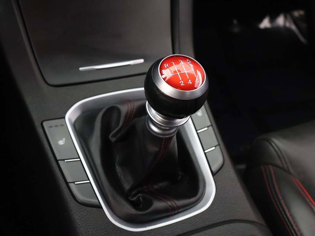 Used 2018 Hyundai Elantra GT Sport image 46