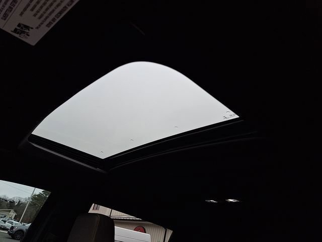 Used 2022 Chevrolet Silverado 1500 ZR2 w/ Technology Package image 20