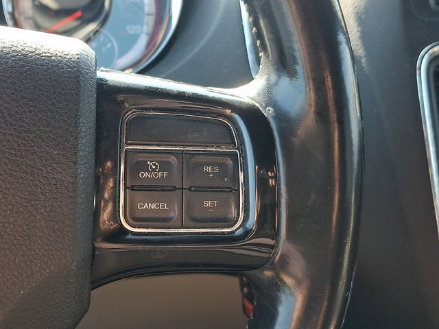 Used 2019 Dodge Grand Caravan SXT FWD image 21