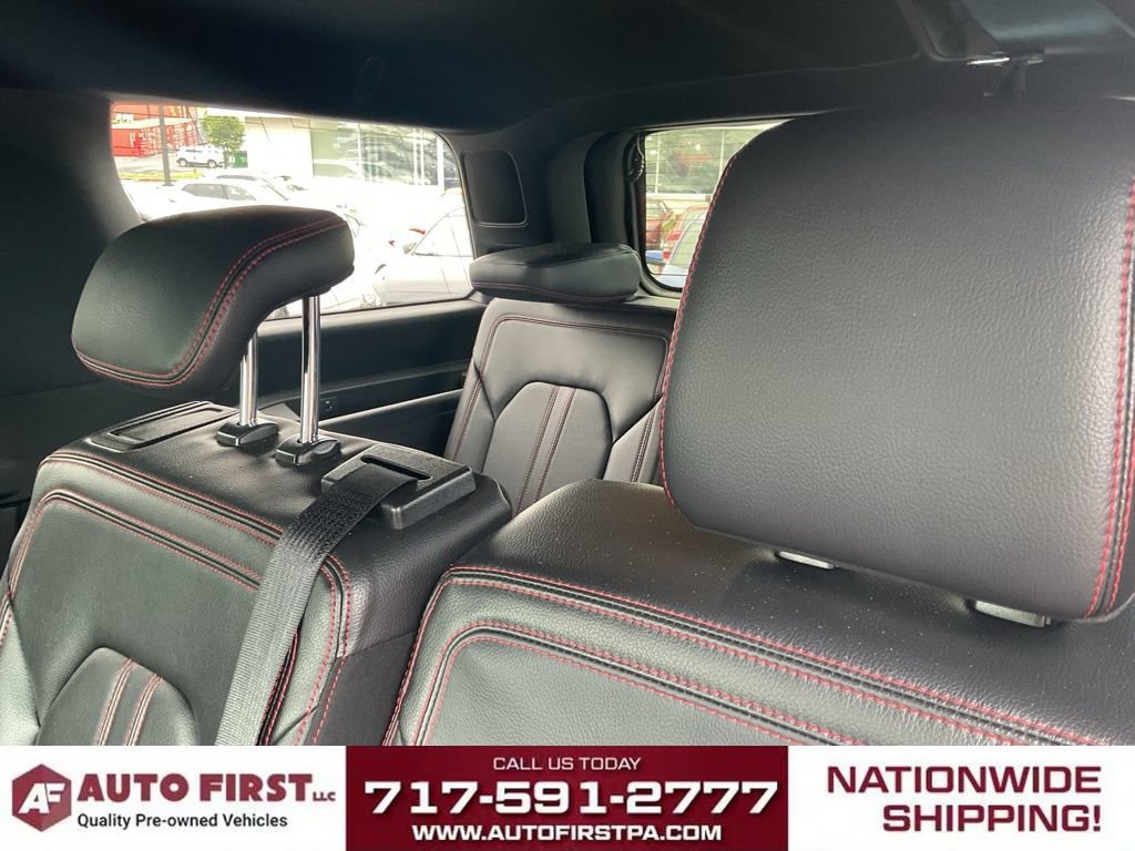 Used 2019 Ford Expedition Limited w/ Equipment Group 303A AWD/4WD image 12