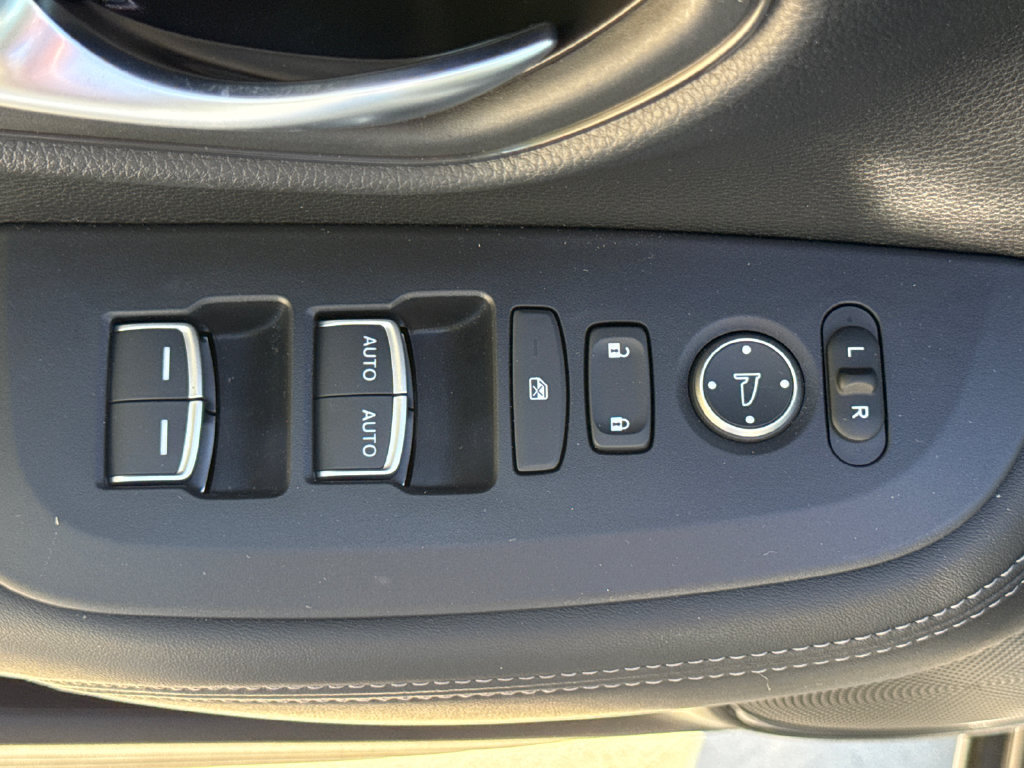 Certified 2024 Honda HR-V EX-L image 15