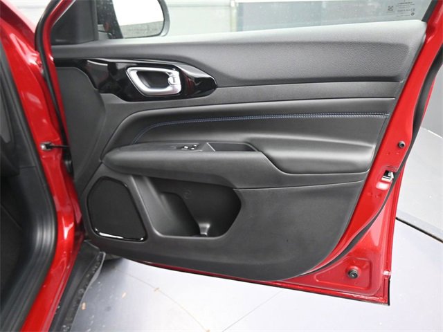 New 2026 Jeep Compass Latitude image 34