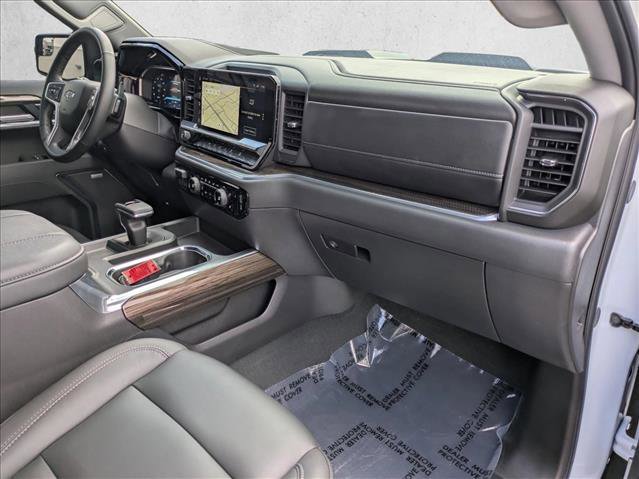 Used 2026 Chevrolet Silverado 1500 LT Trail Boss w/ Convenience Package II AWD/4WD image 22