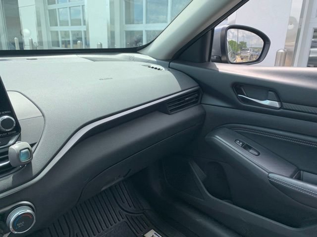 Used 2019 Nissan Altima 2.5 S FWD image 14
