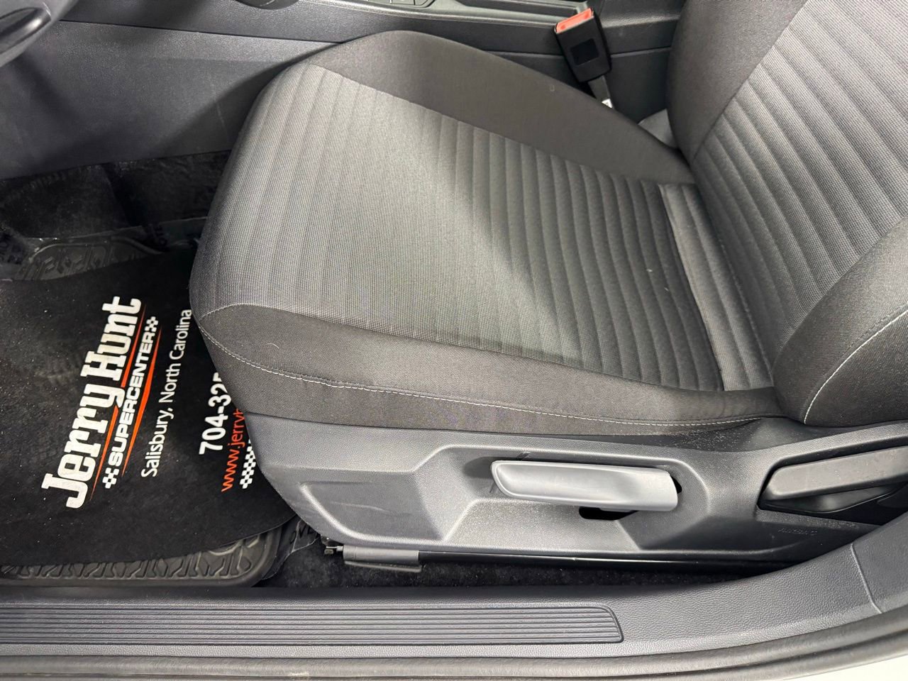 Used 2024 Volkswagen Jetta S image 12