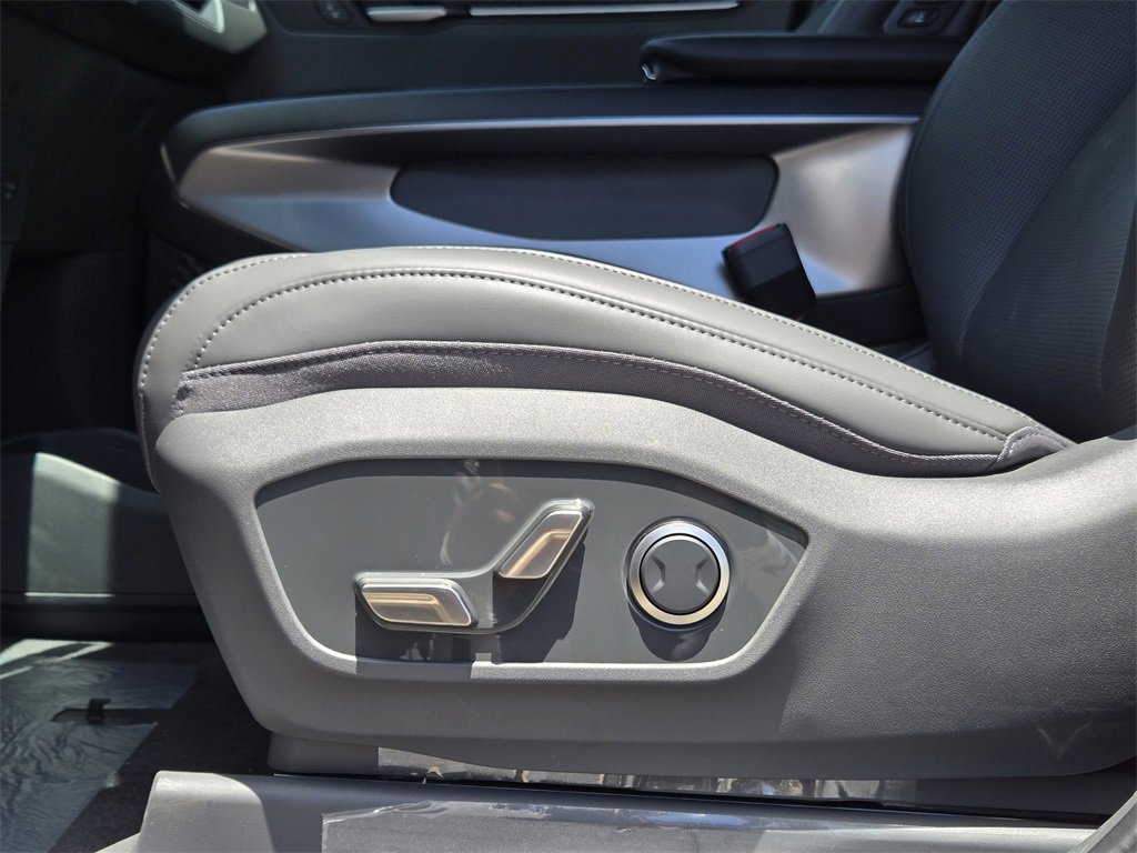 New 2026 Kia EV9 Light image 17