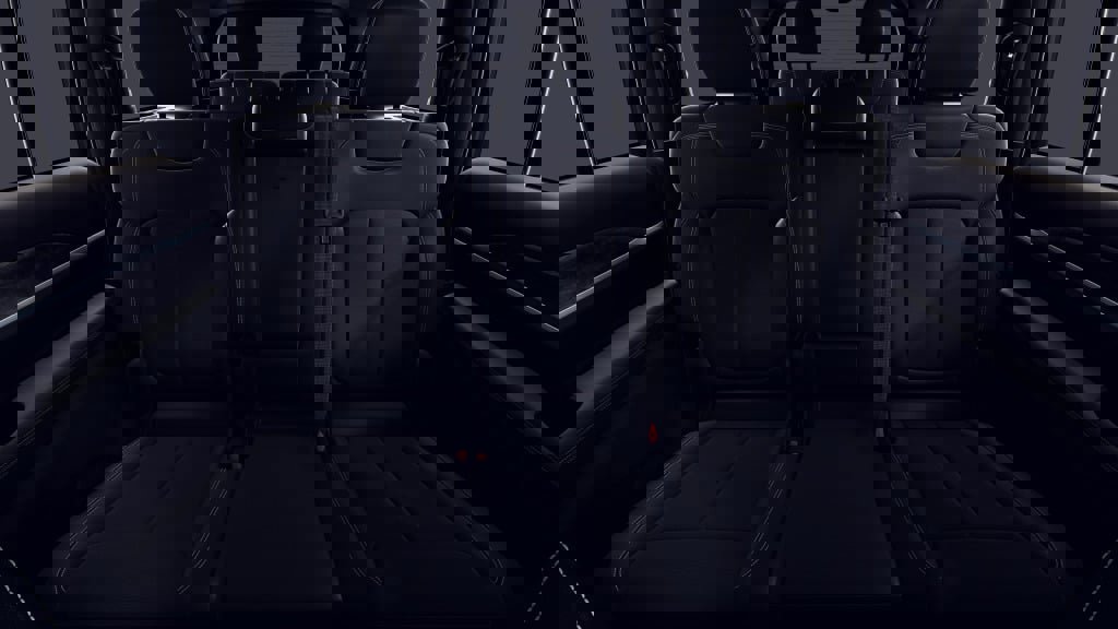 New 2026 Jeep Grand Cherokee L 2WD image 3