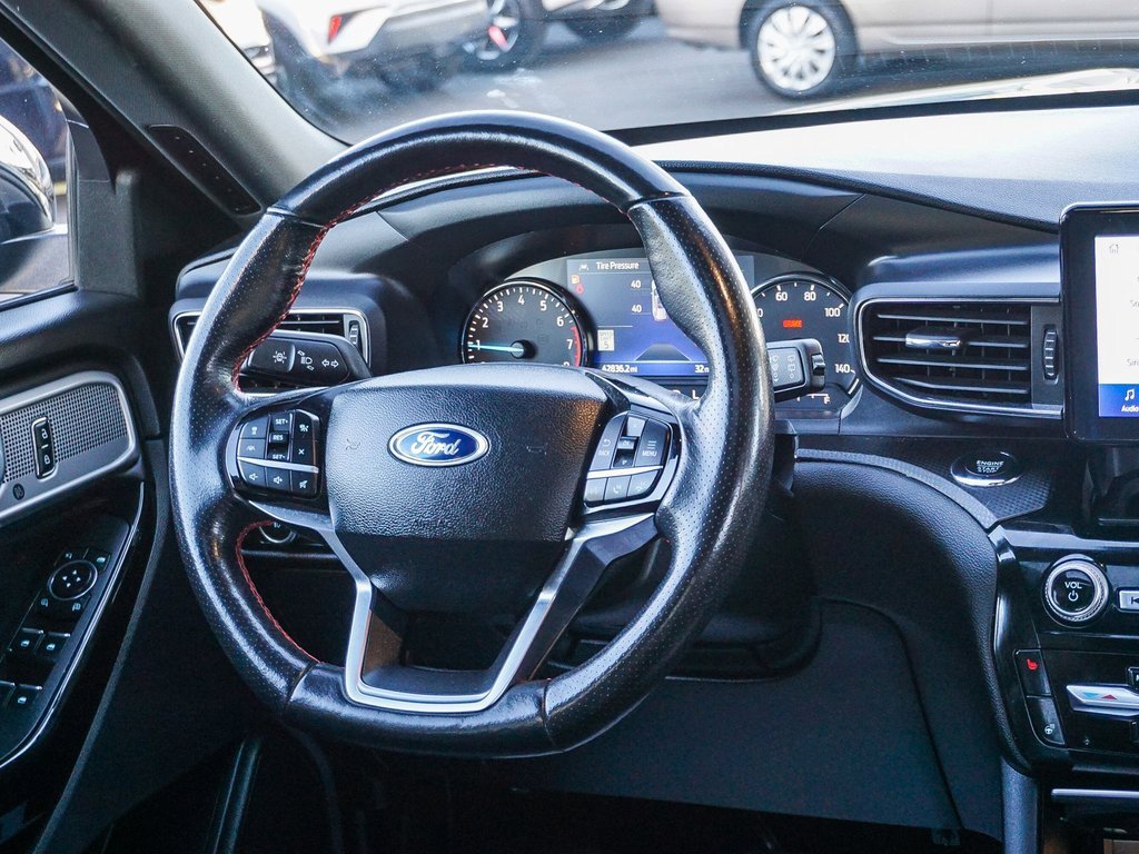 Used 2023 Ford Explorer ST-Line w/ Class IV Trailer Tow Package image 17