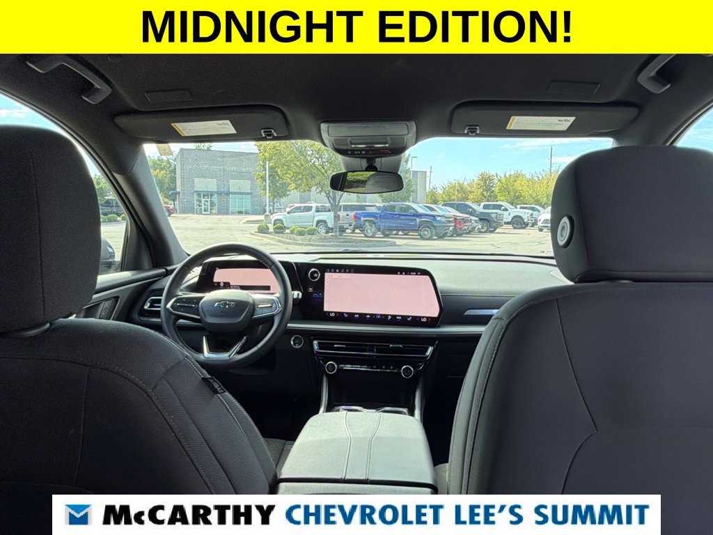 Used 2024 Chevrolet Traverse LT FWD image 34