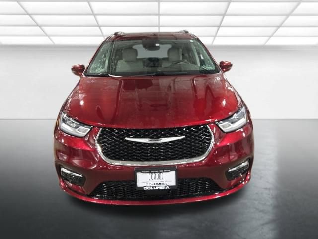 Used 2021 Chrysler Pacifica Touring-L image 9