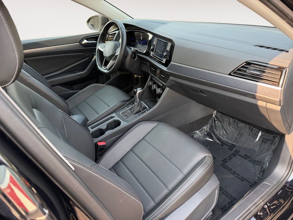 Used 2024 Volkswagen Jetta SE FWD image 26