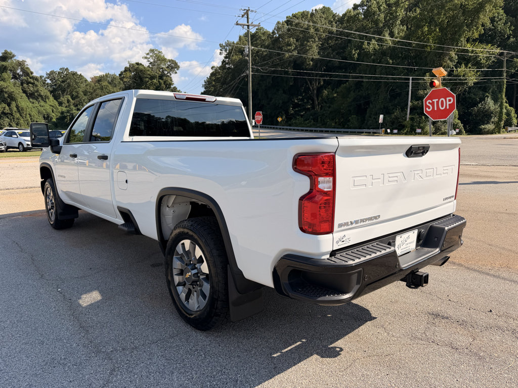 Used 2025 Chevrolet Silverado 2500 Custom w/ Custom Value Package AWD/4WD image 4