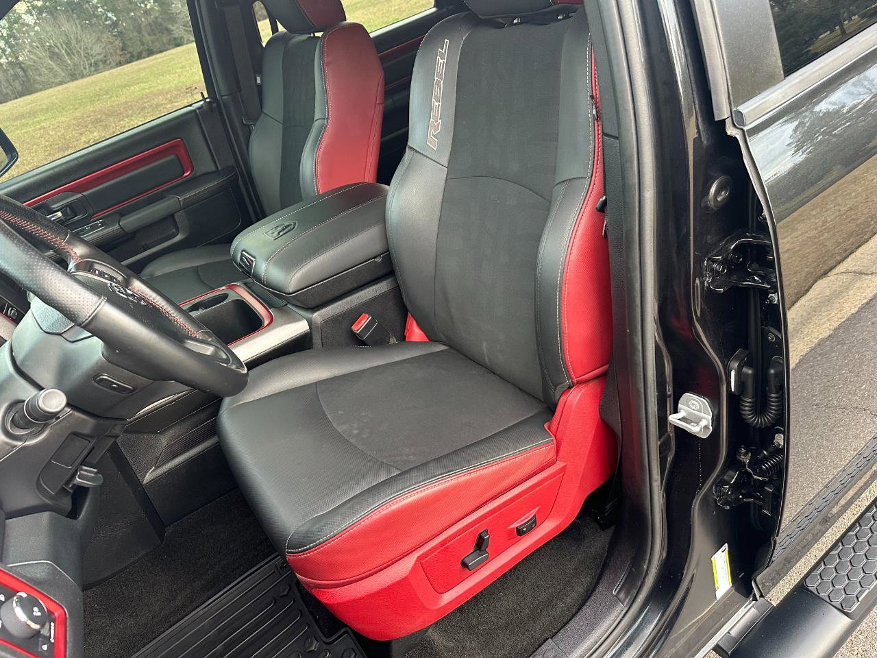 Used 2016 RAM 1500 Rebel image 13