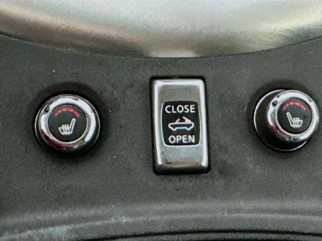 Used 2013 INFINITI G37 Sport RWD image 25