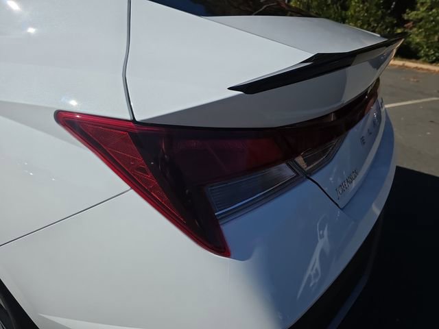Used 2025 Hyundai Elantra Sport image 46