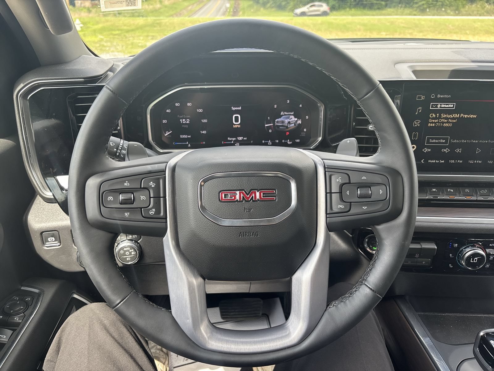 Used 2026 GMC Sierra 1500 SLT w/ SLT Premium Plus Package AWD/4WD image 14