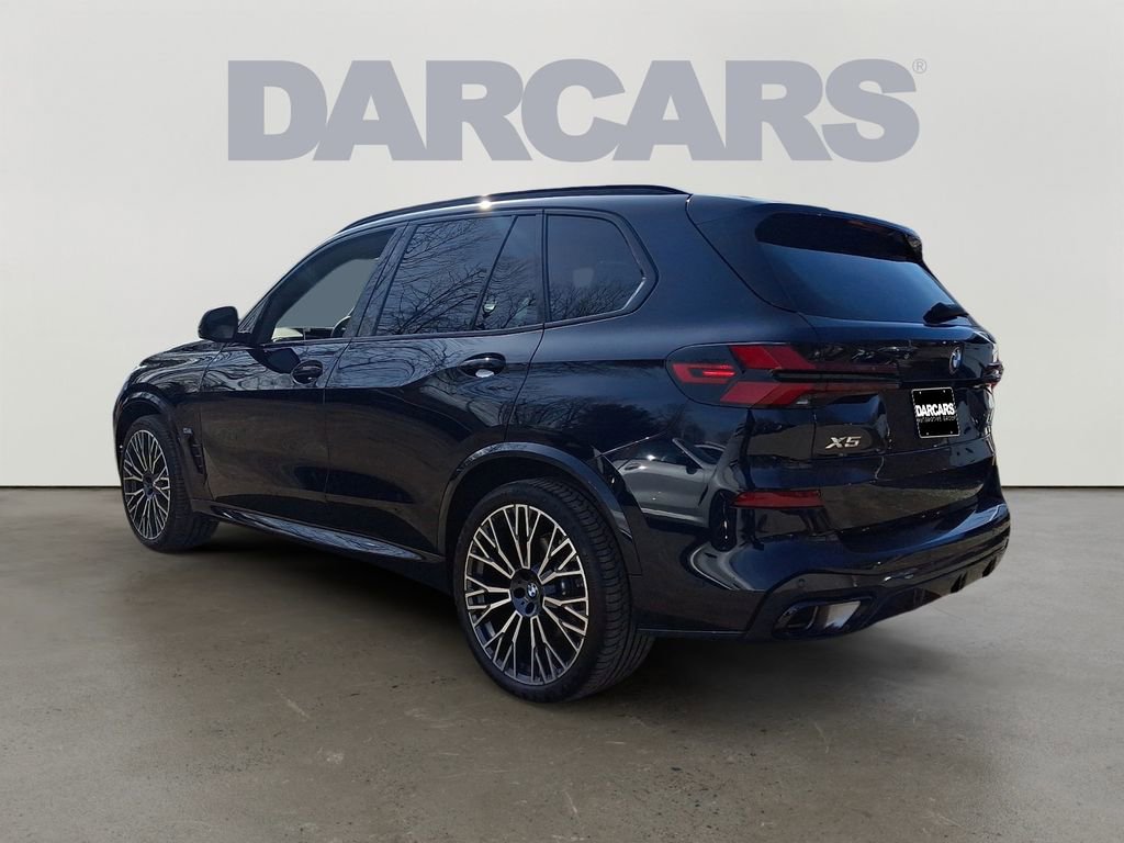 Used 2026 BMW X5 xDrive40i w/ M Sport Package image 4