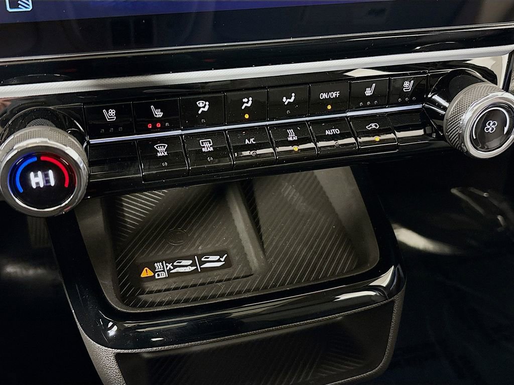 New 2027 Chevrolet Bolt RS w/ Technology Package image 16